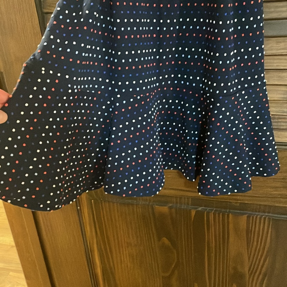 Loft dress size small. Very flattering. Tie waist unique and versatile GUC - Picture 5 of 6